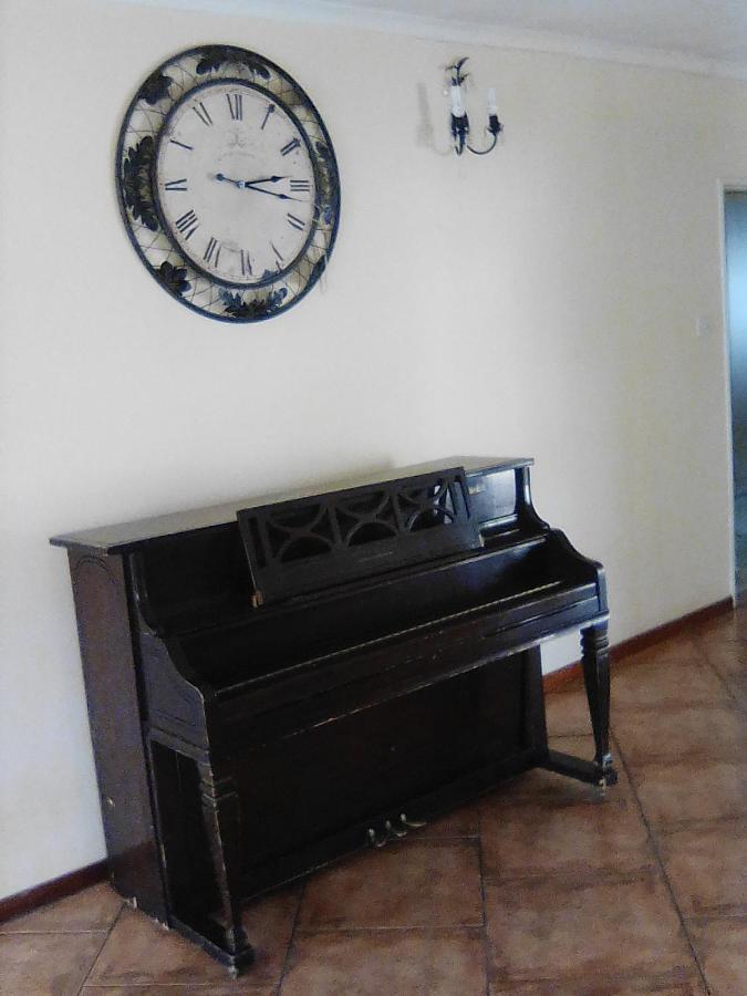 Bed and Breakfast Sugar Shack Backpackers Botswana Gaborone Exteriér fotografie