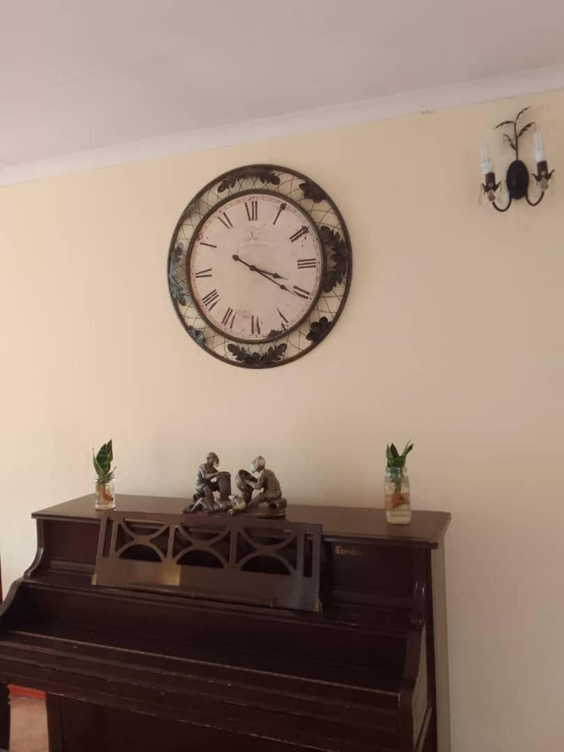Bed and Breakfast Sugar Shack Backpackers Botswana Gaborone Exteriér fotografie